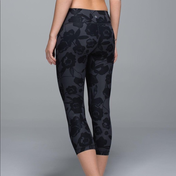 lululemon athletica Pants - Lululemon Wunder Under Cropped Black Floral Print
